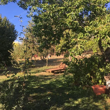 Вельовата Къща Skrebatno